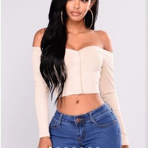 🆕 Fashion Nova Crop top